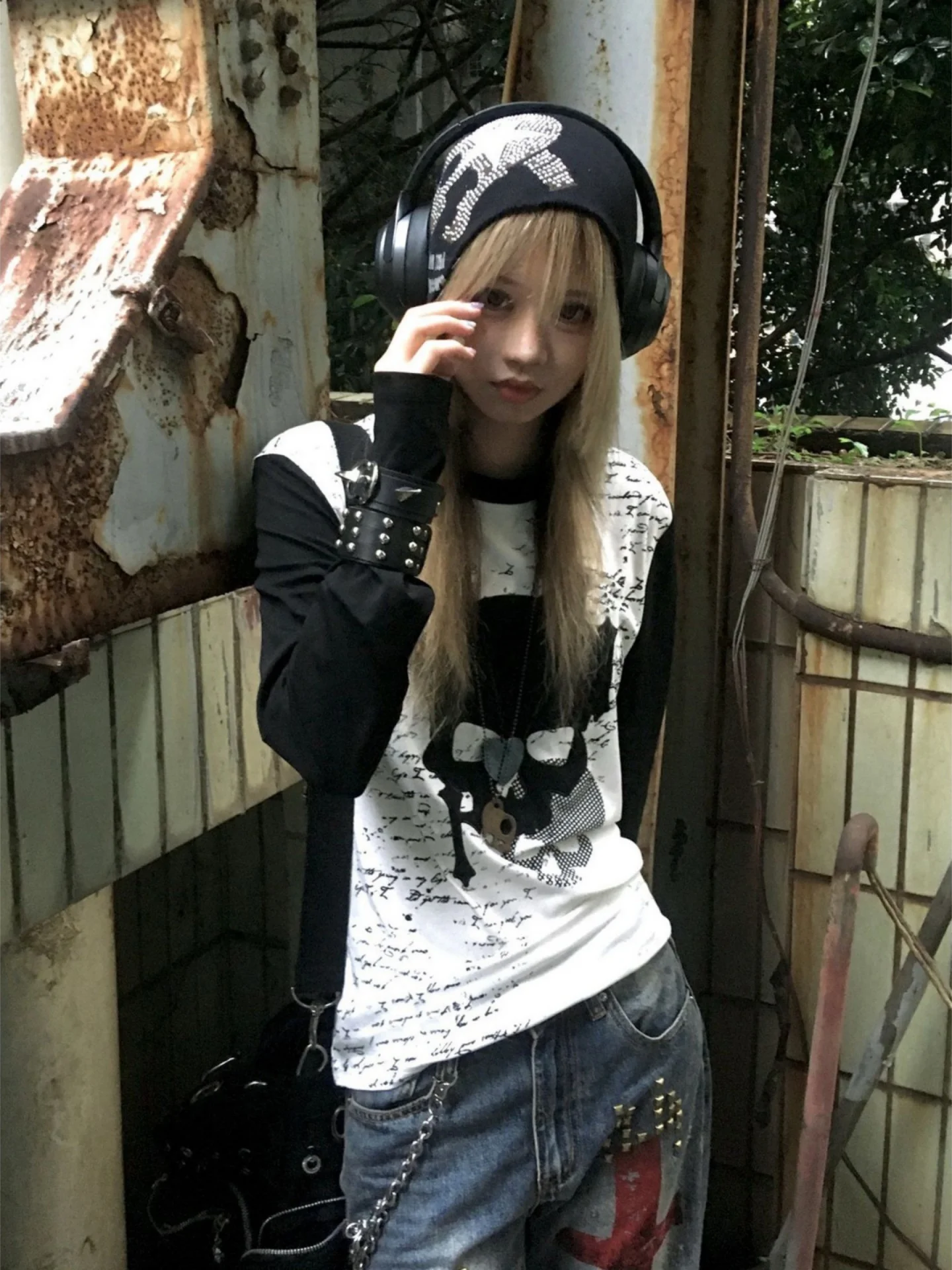Unisex Long Sleeve Skull Punk Subculture T-Shirt Shoulder Insert Vintage Print Splicing Y2K Base Top Loose Fit American Style