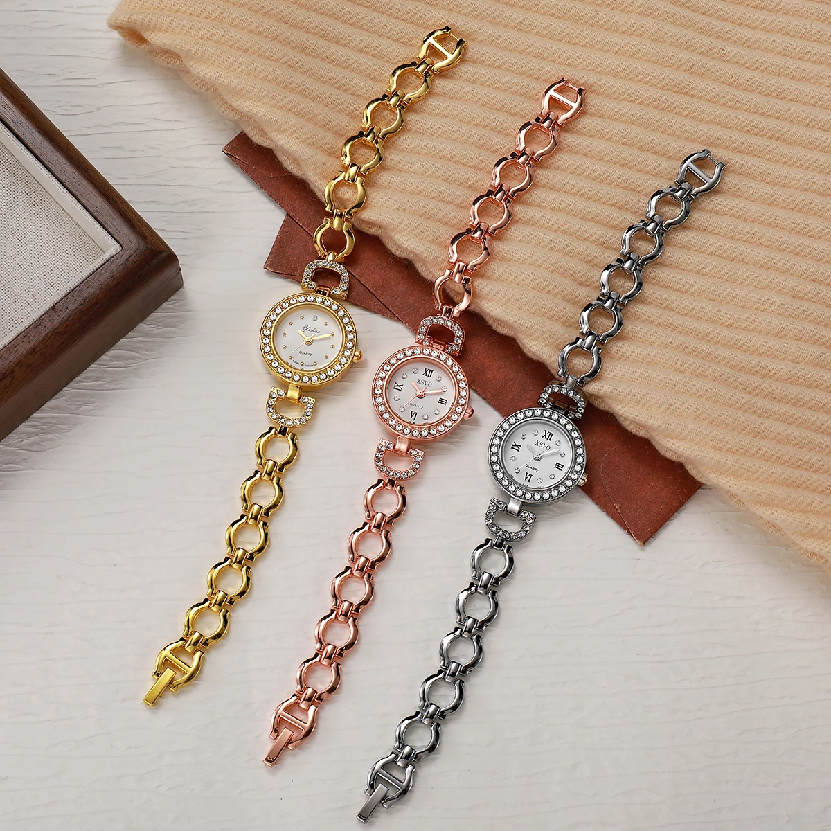 

Роскошные женские часы с бриллиантовой цепочкой, 3 цвета: золото/розовое золото/серебро, идеальный подарок для нее, идеально подходят для вечеринок и повседневной носки.