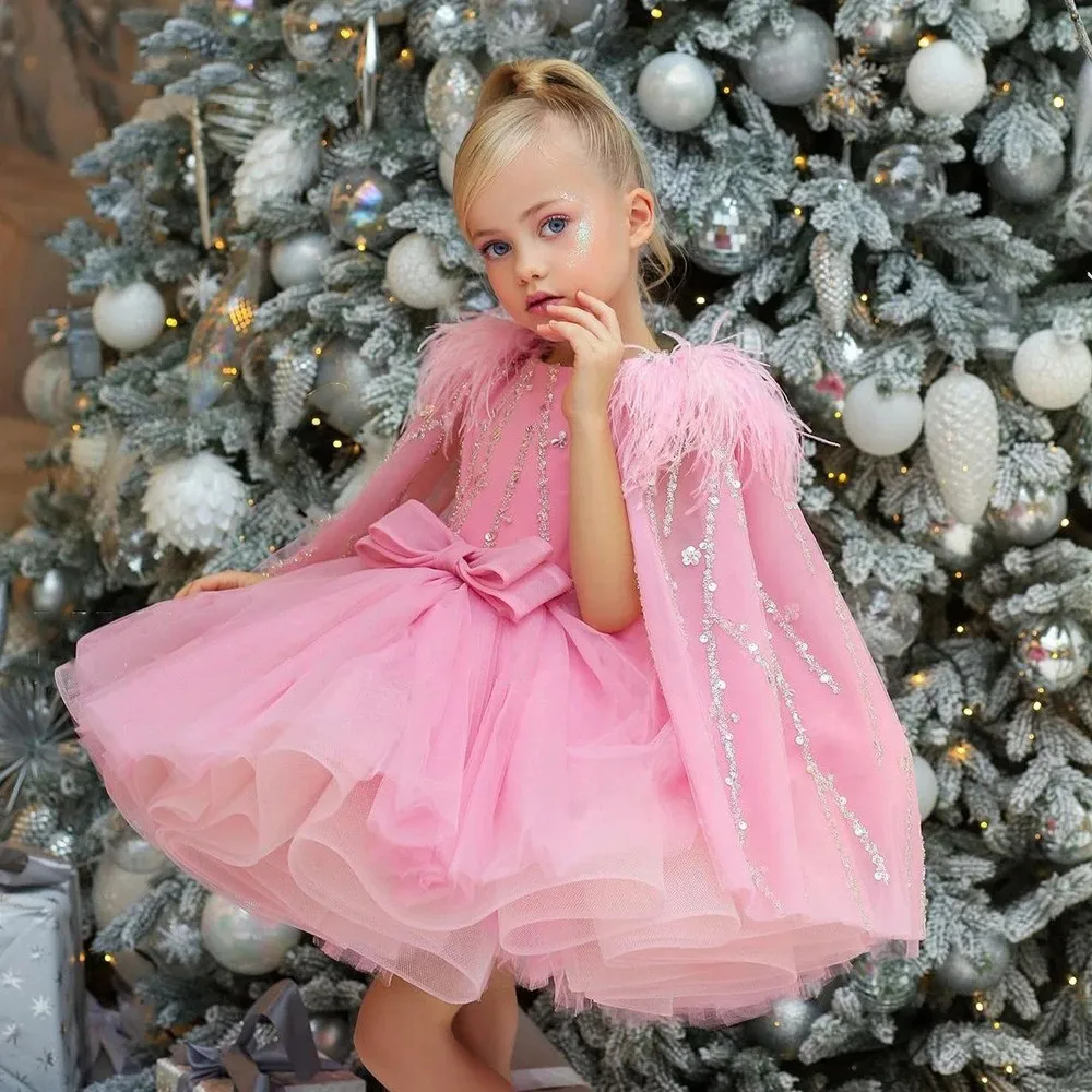 Vestido de fiesta de tul rosa brillante para niña, vestido de princesa con lazo corto, Mangas de capa de plumas, vestidos de desfile de cumpleaños