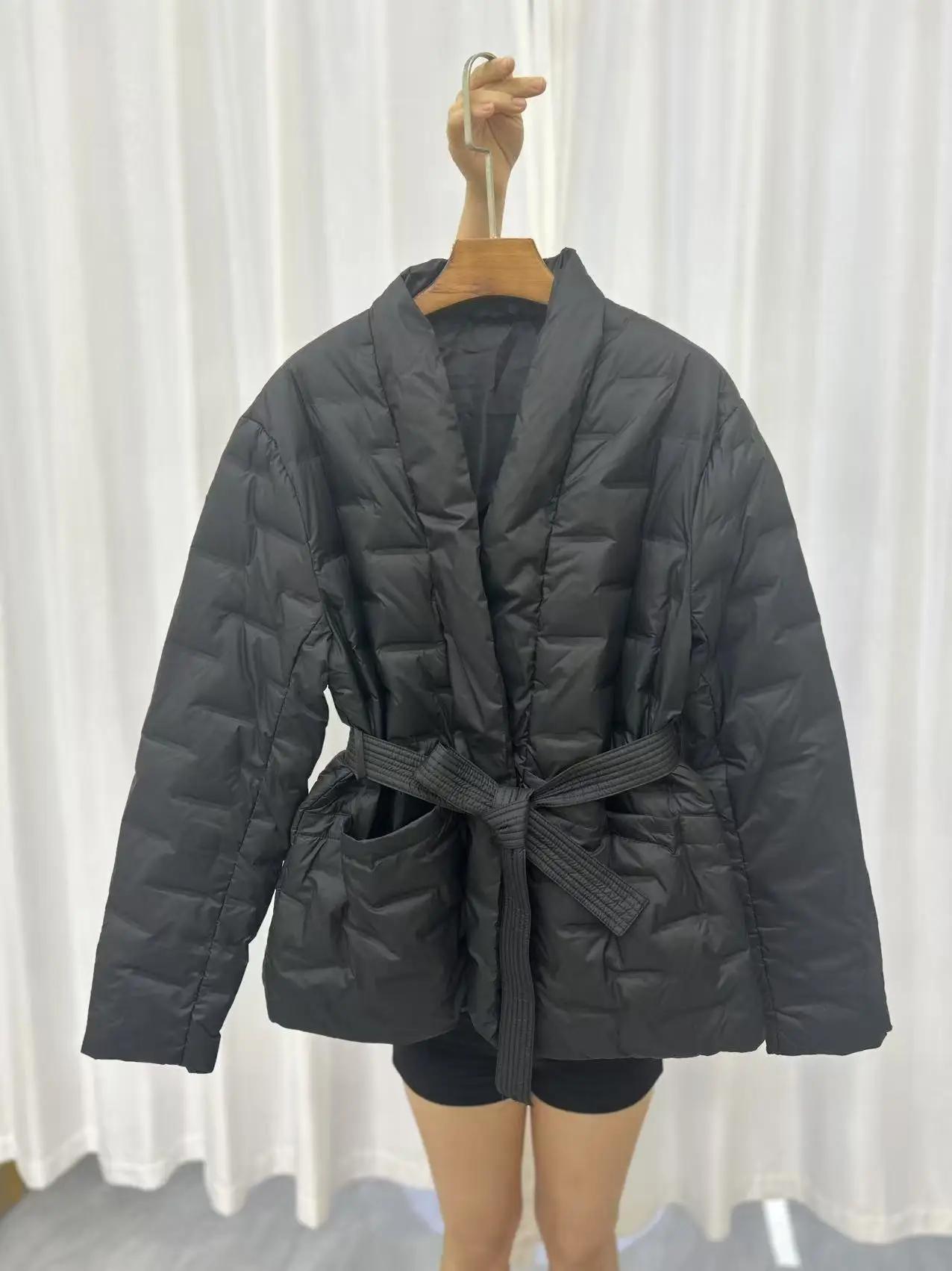 Manga longa moda puffer jaqueta roupas de viagem senhora com cinto novo outono inverno feminino pato branco para baixo casaco