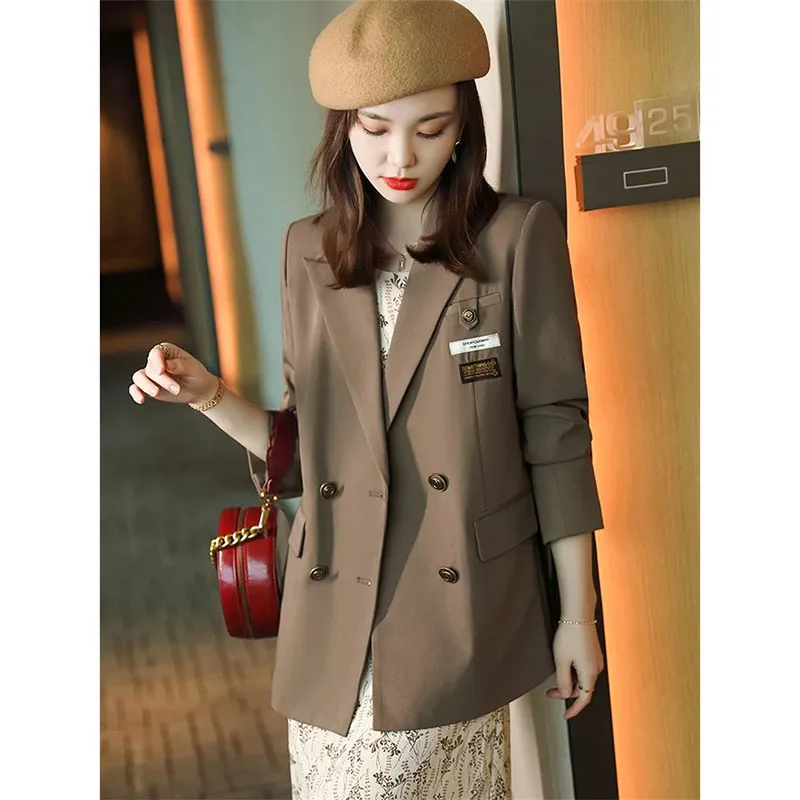 Cappotto da abito alla moda da donna Primavera Autunno 2025 Nuovo blazer Giacca casual strutturata Senior Overwear Popolare quest'anno Cappotto da donna