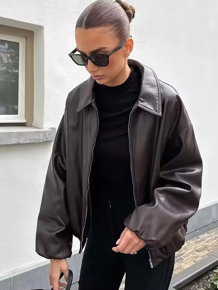 سترة نسائية أنيقة من الجلد الصناعي من HH سترات كلاسيكية سادة بأكمام طويلة وسحاب للخريف معطف أنيق للسيدات في الشارع العالي