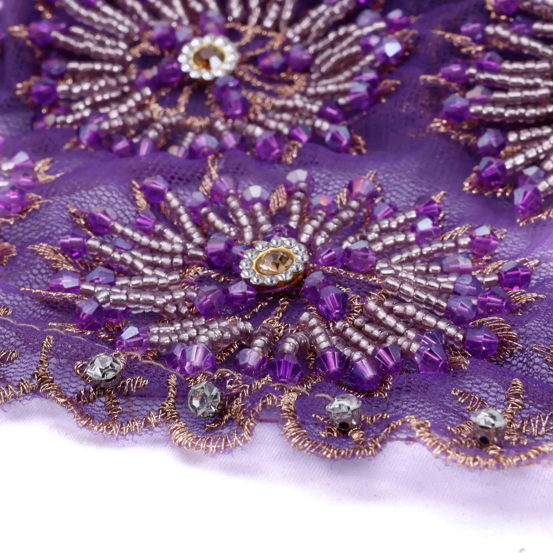 [نماذج بوتيك الراقية] الصناعة الثقيلة مطرز التطريز الدانتيل الوطنية الجديدة شرابة ذيل السمكة حقيبة رئيس قبعة حقيبة الموضة الشعر