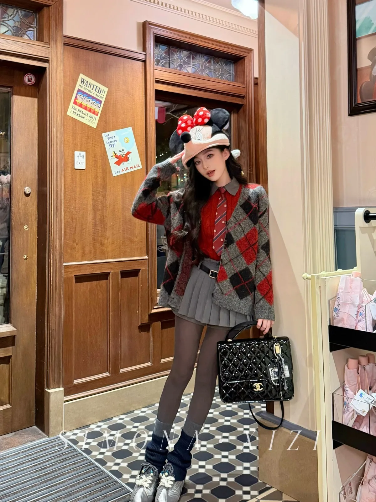 

Женский вязаный свитер SIMONA с V-образным вырезом, в клетку, мягкий, теплый, в университетском стиле, зимняя модная верхняя одежда