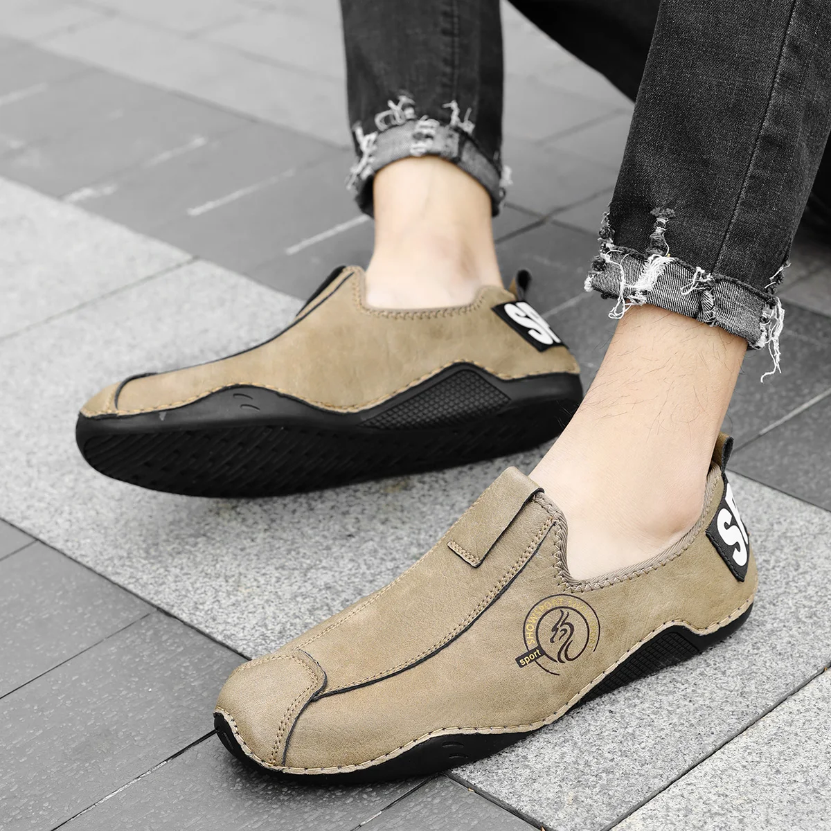 Handmade Leather Men Shoes Casual Slip On Loafers Breathable Leather Shoes Men Flats Hot Sale Moccasins Outdoor Shoes Plus Size