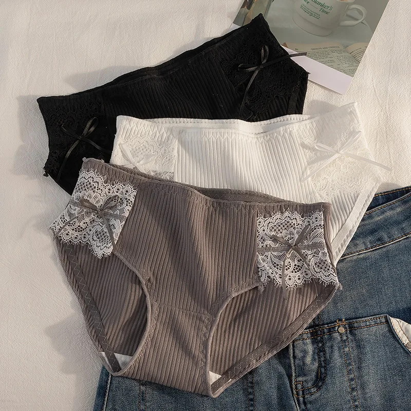 

Новые бесследные кружевные сексуальные трусики, удобные трусики из чистого хлопка, нижнее белье средней посадки, мягкое женское нижнее белье