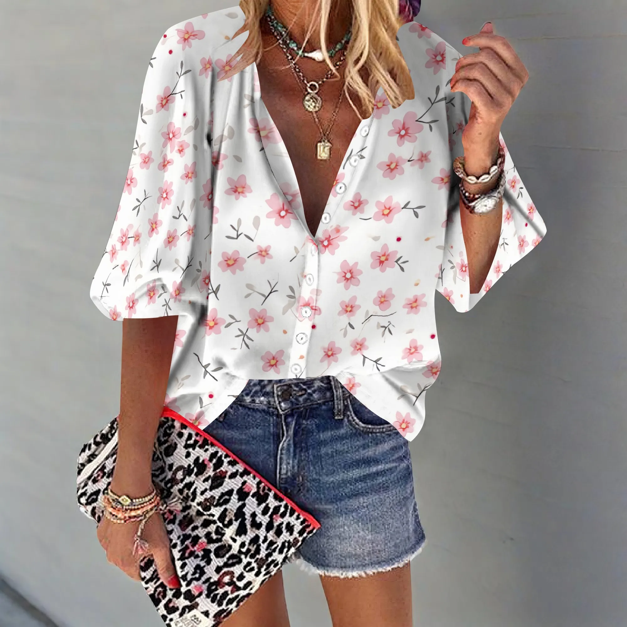 Рисунок 3 - Женские деловые повседневные топы