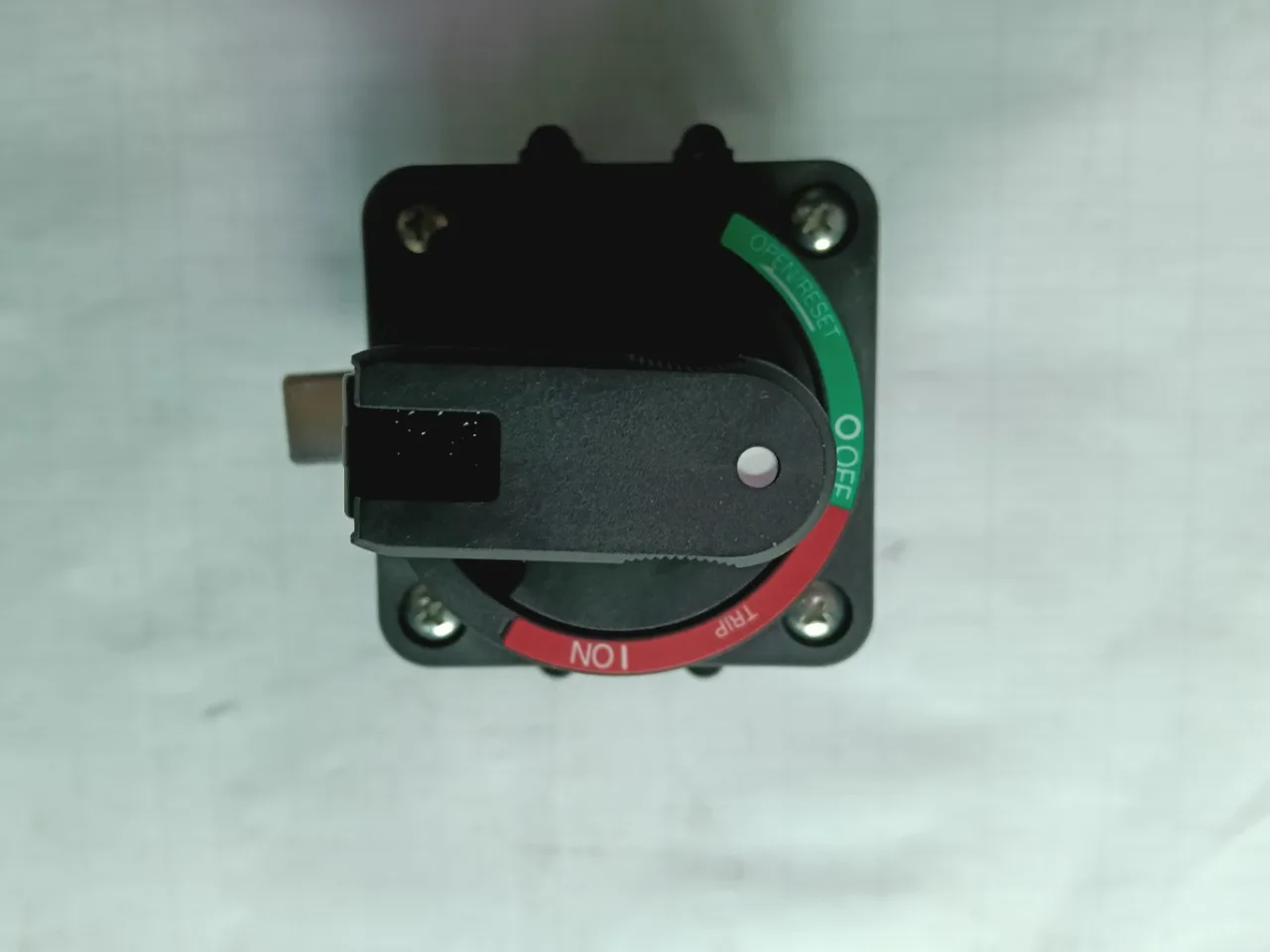 manche-de-disjoncteur-fuji-d'origine-neuf-modele-bz6n10d