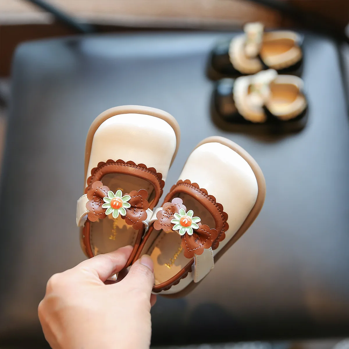 Baby Girl Spring and Autumn One Year Old Princess Baby Soft Soled Toddler Shoes 1 To 2 Years Old Children Single Shoes