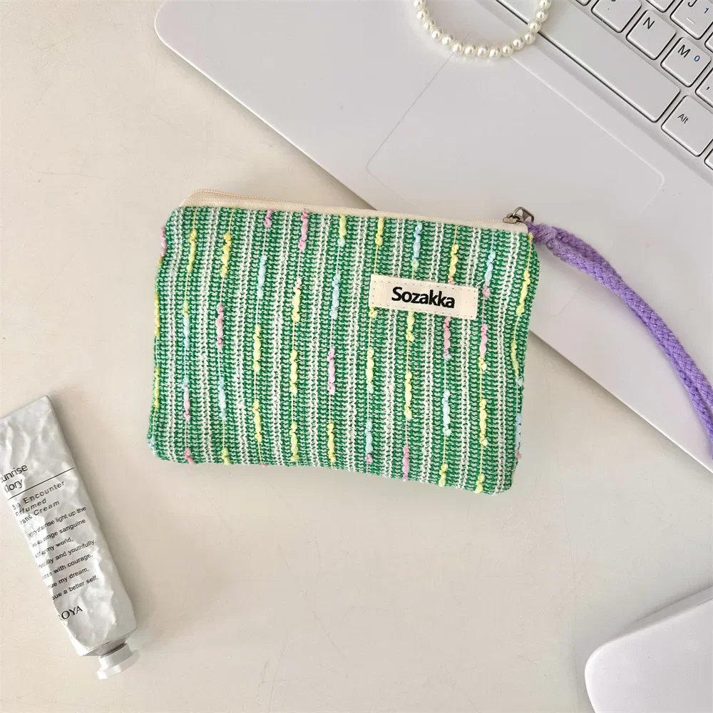 Niedliche kleine Make-up-Tasche für Damen, Mini-Kosmetiktasche, Kopfhörer, Lippenstift-Tasche, tragbar, für Studenten, Geldbörse, Münzfach, Geldbörse, Kartenhalter – Detail 20