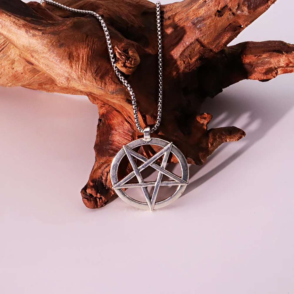 Fashion Inverted Pentagram Pendant Satanic Symbol Necklace Unisex Amulet Jewelry