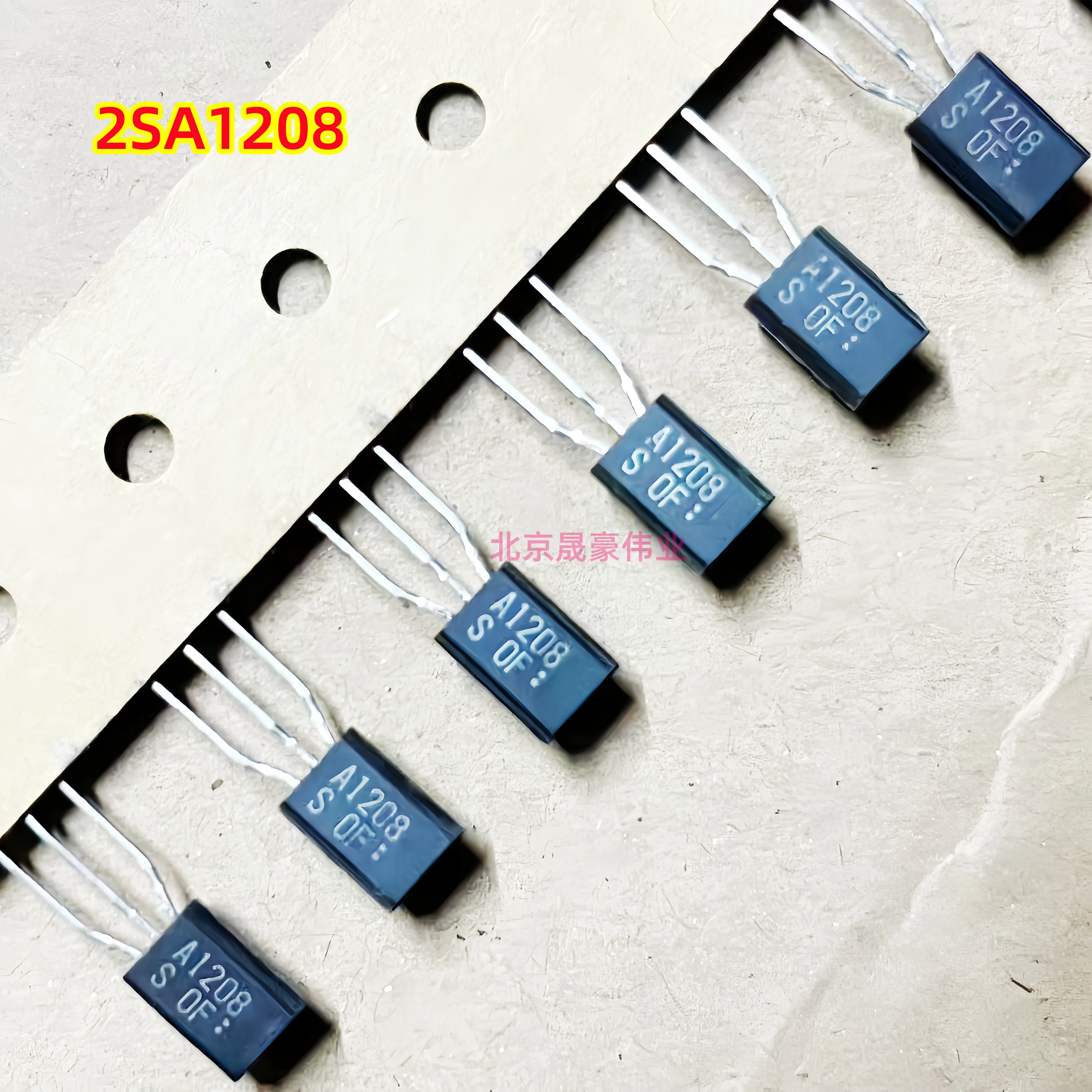 10 pezzi 2SA1208 2SA1208-S A1208 TO-92L TO92L Nuovo transistor a bassa potenza