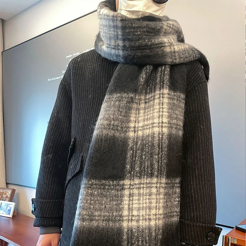 ผ้าพันคอโมแฮร์ใหม่ปี 2025 สำหรับผู้หญิง สไตล์เกาหลี ฤดูใบไม้ร่วงและฤดูหนาว ผ้าพันคอแคชเมียร์เทียมอเนกประสงค์คุณภาพสูง