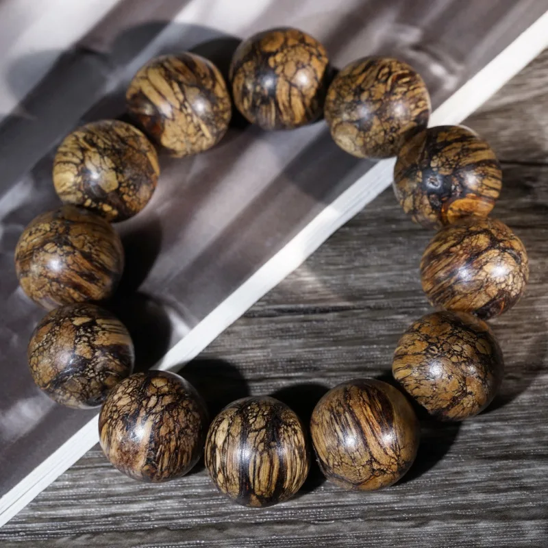 East Malaysia agarwood Buddhist prayer beads bracelet made from natural old wood with knots and scars, scented bead string, craf