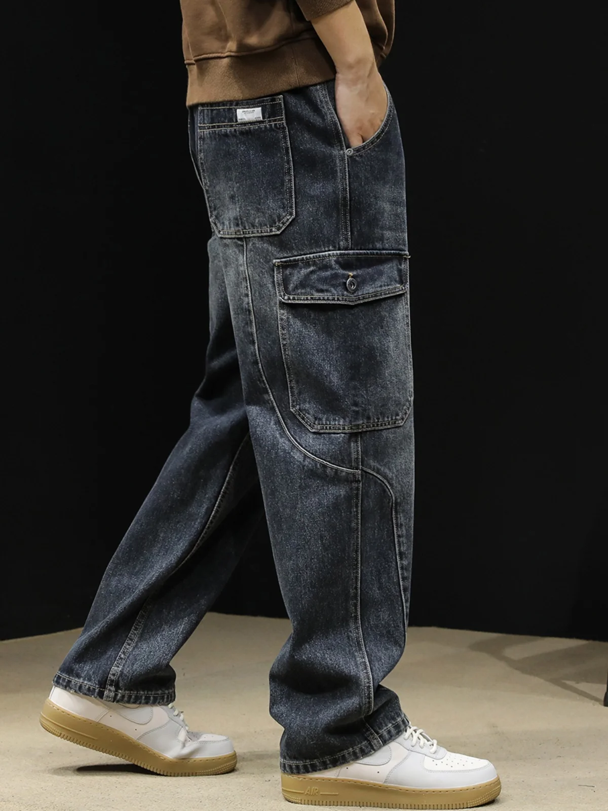 Trendy Men's Straight Leg Jeans Multiple Pockets Workwear Loose Fit Autumn Winter Wide Leg Pants Casual Wear Durable