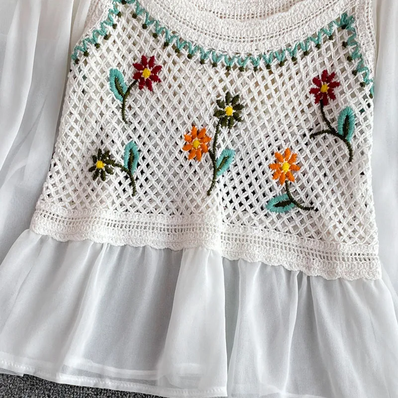 Boring Honey Chiffon Sleeve Splicing Clothes For Women Retro Round Collar Women's T-Shirt Hollow Out Embroidery Long Sleeves Top