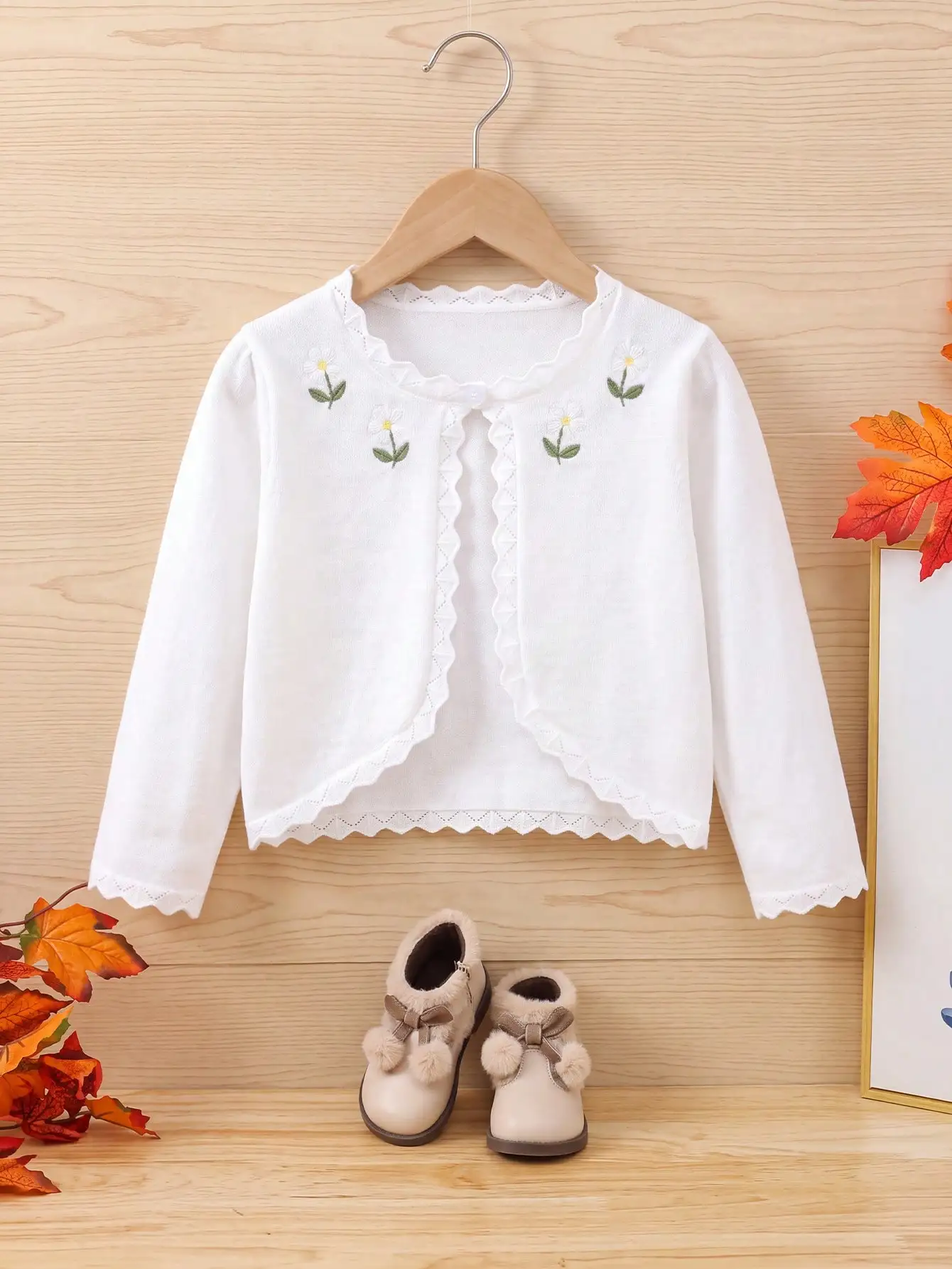 Girls' Spring and Autumn Thin Knit Cardigan Shawl with Small Flower Embroidery and Wavy Lace Design