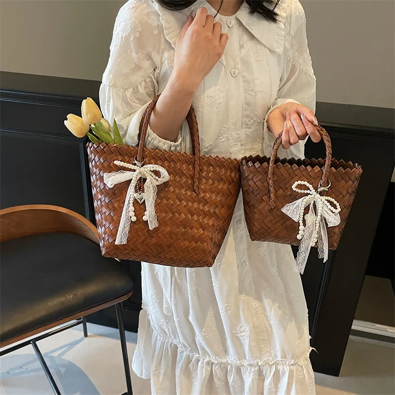 Retro Rattan Bamboo Handle Vegetable Basket Bag Women 2025 New Handmade Weaving Bag Seaside Vacation Beach Bag