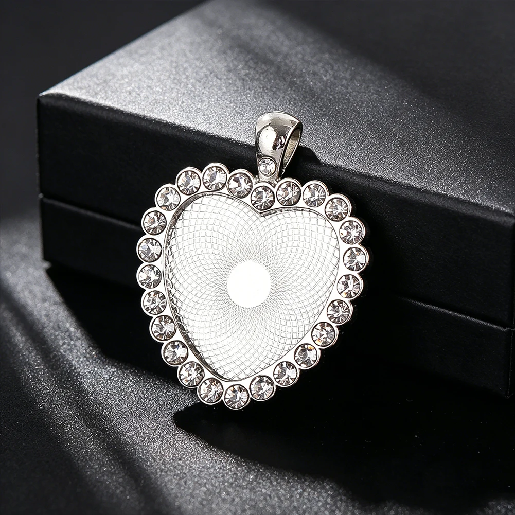 Srebrna zawieszka w kształcie  – Heart Locket Necklace Photo recenzja i cena