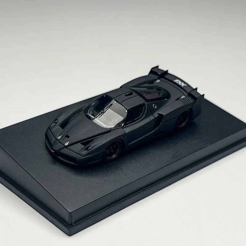 متوفر: 1:87 FXX نماذج سيارات من الراتنج المحاكاة المصبوبة، ألعاب للأولاد، هدايا للأطفال، زخارف قابلة للجمع للبالغين.