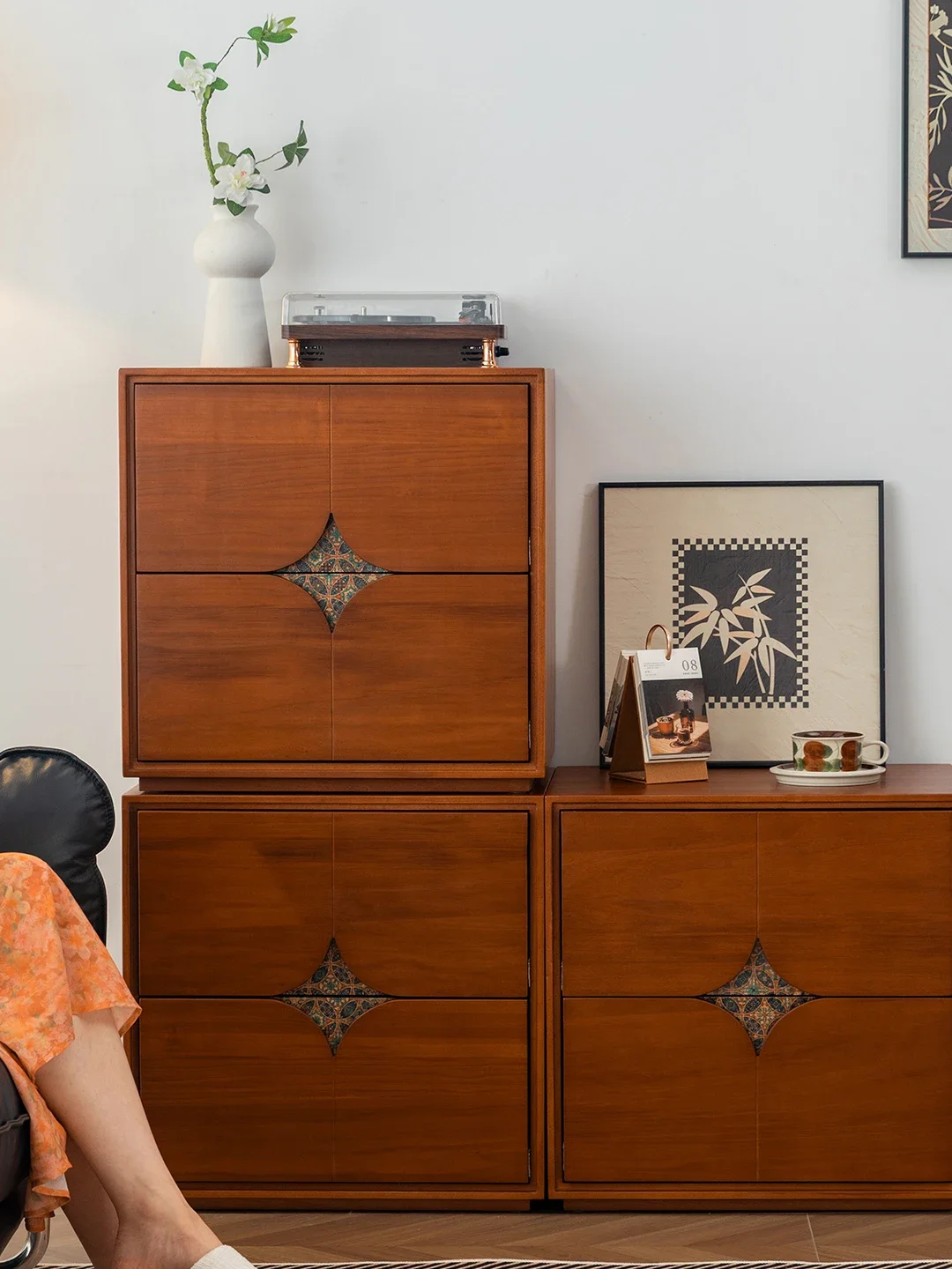 Annua medium and ancient style multi-function card door floor TV cabinet solid wood module combination storage cabinet
