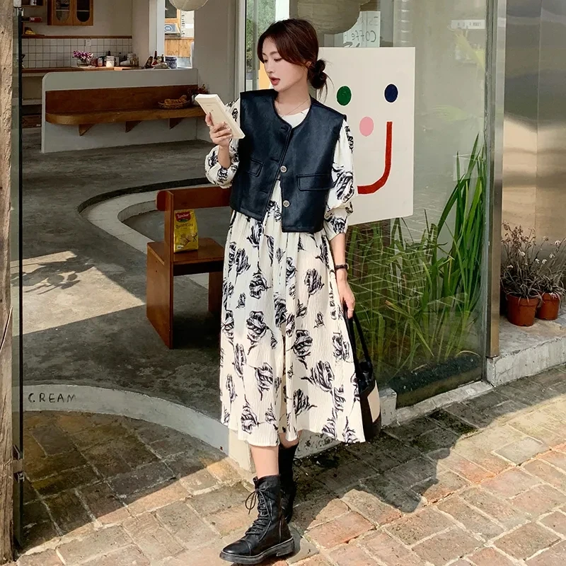 Temperament Retro Black Leather Jacket and Vest Dress Set for Women's Autumn 2024 High-end ink Painting Long Skirt Two-piece Set