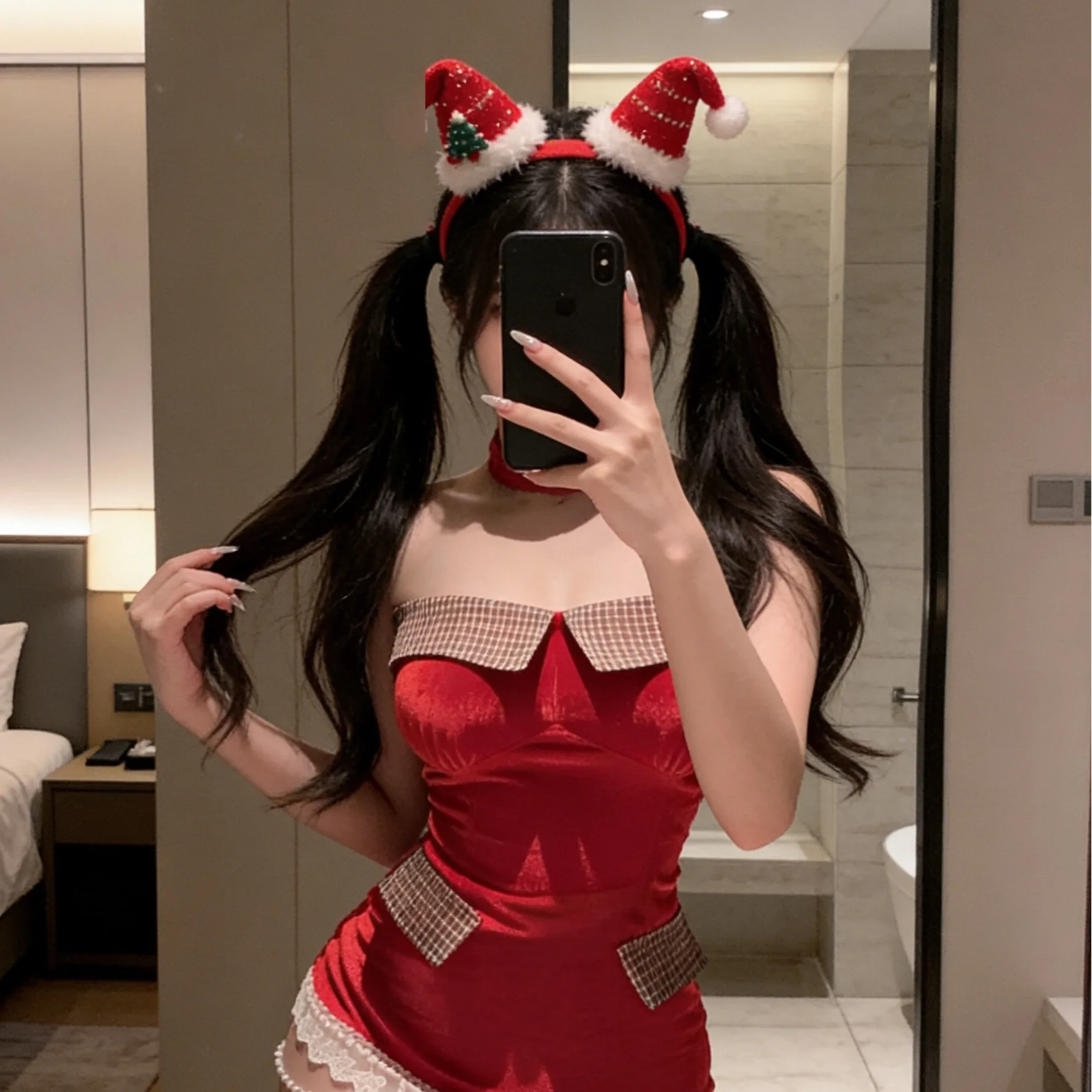 Sexy Red Velvet Cisas New Year Pearl Chain Strapl Dr Autumn Winter Women's Faion Ele Sle Svel Bodycon...