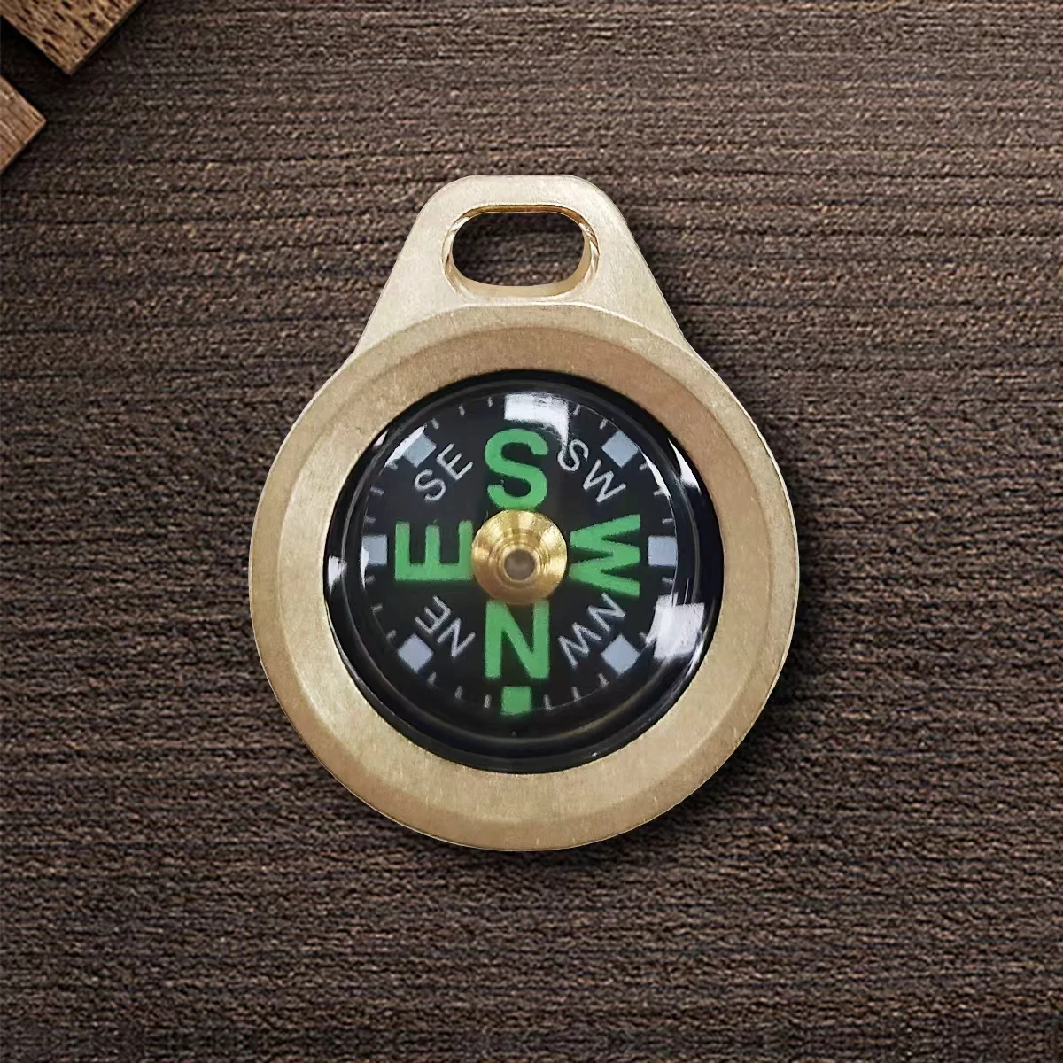 Outdoors Emergency Survival EDC Camping Hiking Pocket Brass Compass Portable Compass Navigation for Outdoor Act Keychain