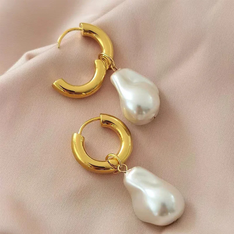 European Retro High-end Asymmetrical Pearl Earrings for Women Titanium Steel Earrings Long Earrings Sassy Earrings Non-fading image 5