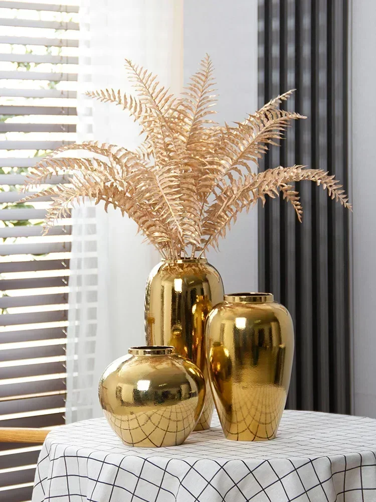 Gold-plated ceramic vases, decorative ornaments for model rooms in hotels, modern light luxury large ceramic jars