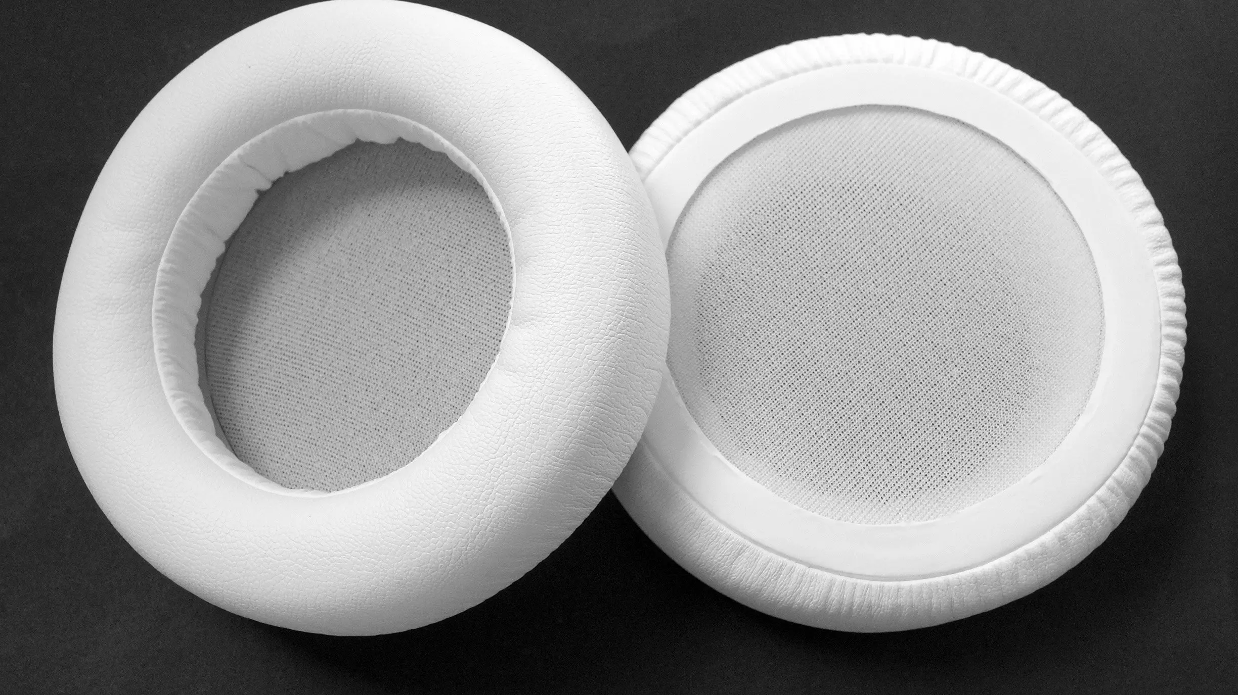 Parti di riparazione per cuscinetti di ricambio per AKG K167 K267,JBL Synchros E50,Synchros S700 S500 Cuffie Paraorecchie Cuscino (Bianco)