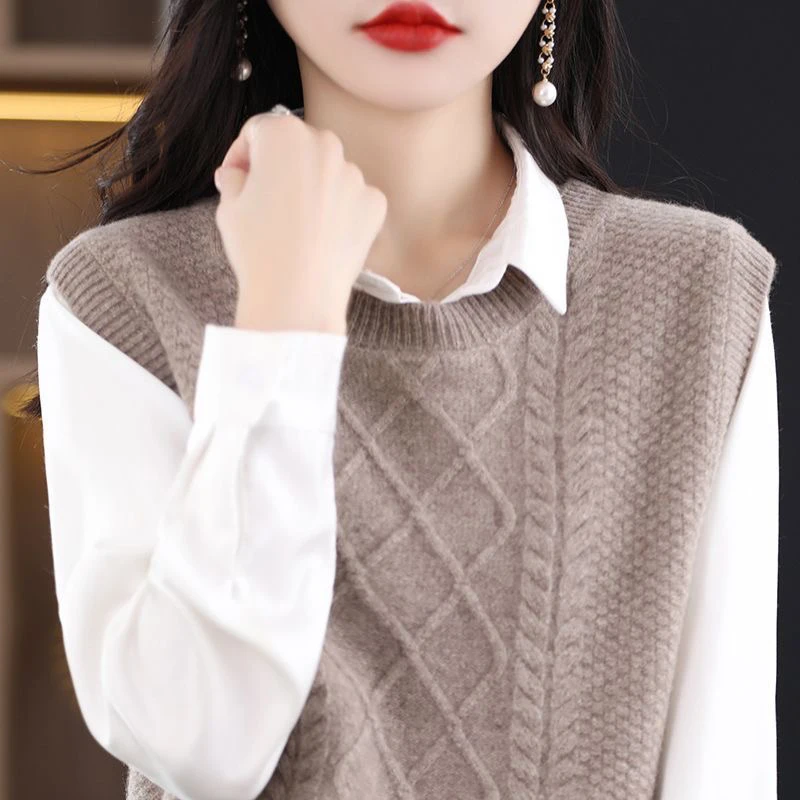 

Новый женский жилет с круглым вырезом, корейский модный осенне-зимний жилет без рукавов, свободный вязаный свитер с короткими разрезами, джемперы