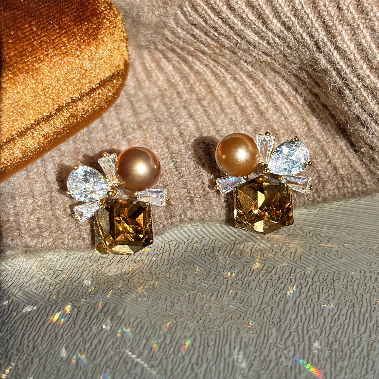 2025 Neue Champagnerfarbene Block-Imitation Kristall-Strass-Ohrringe für Damen, Trendiger Schmuck, Luxuriöse Accessoires – Detail 15