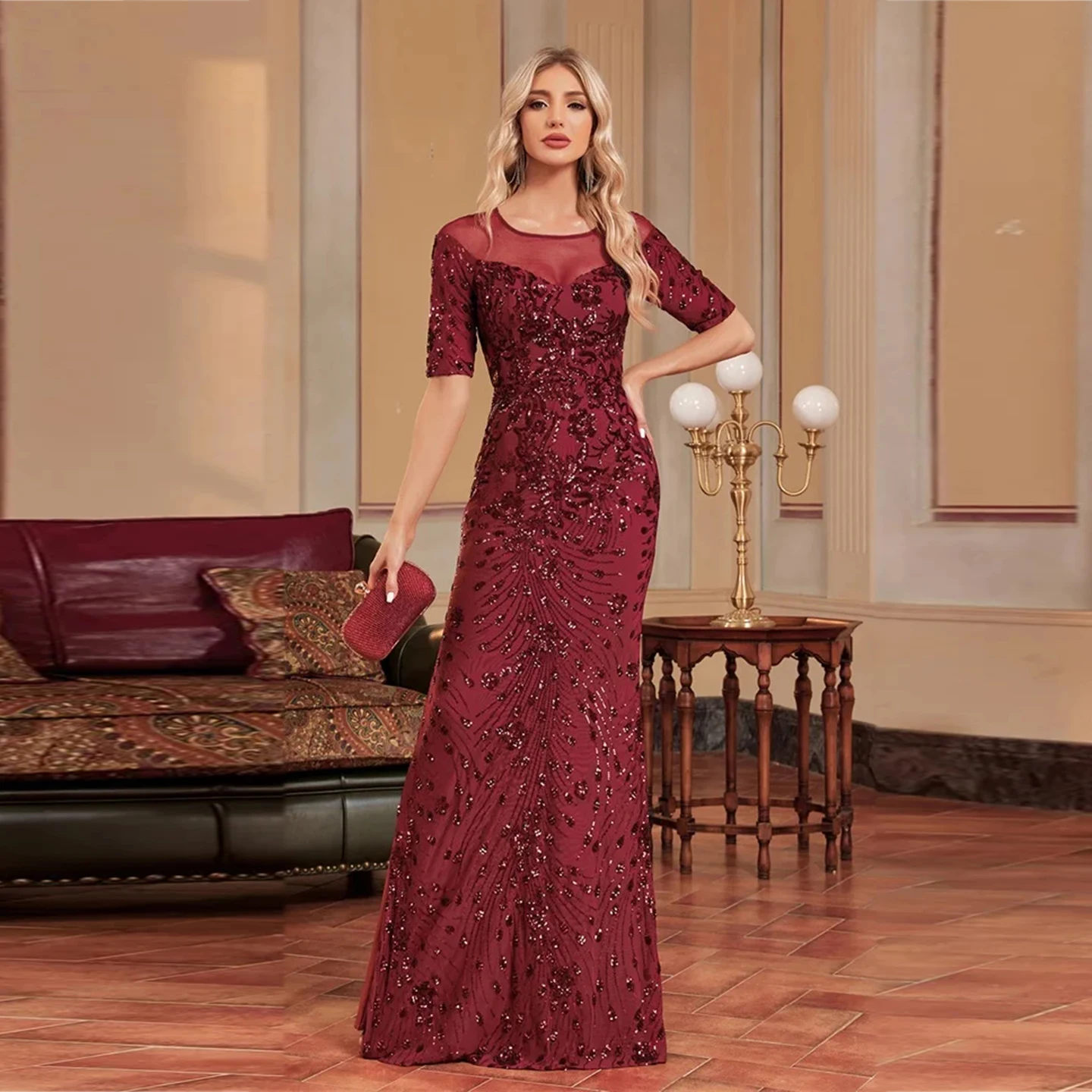 ثوب مسائي نسائي باللون الأحمر الخمري مع خط عنق قارب الوهم ثلاثة أرباع أكمام شبكية شفافة فستان أم العروس للحفلات الراقصة