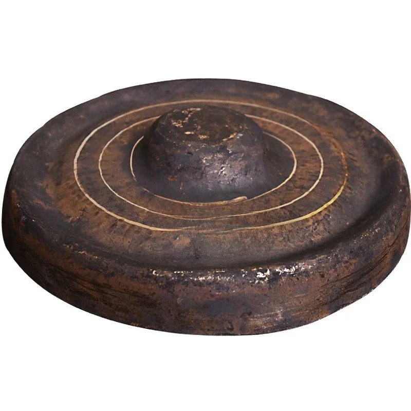 

Bronze gongs, including gongs and drums