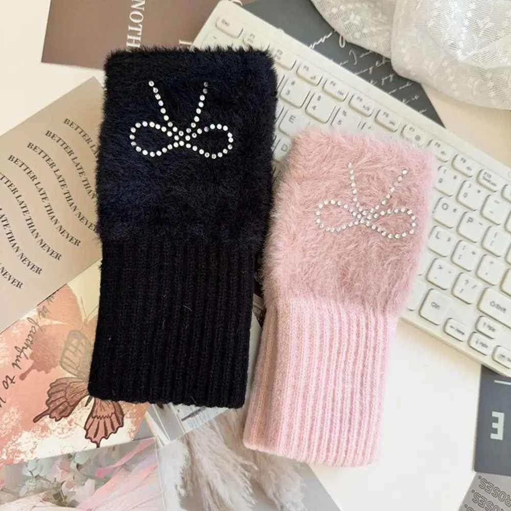 

Fashion Plush Bow Gloves Hotfix Rhinestone Fingerless Knitted Gloves Warm Solid Color Half Finger Mittens Girl