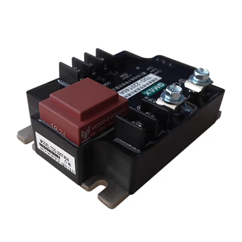 TDD-220T40A Módulo de relé O monofásico eléctrico completamente aislado 120A 420mA Módulo regulador de CA en rack