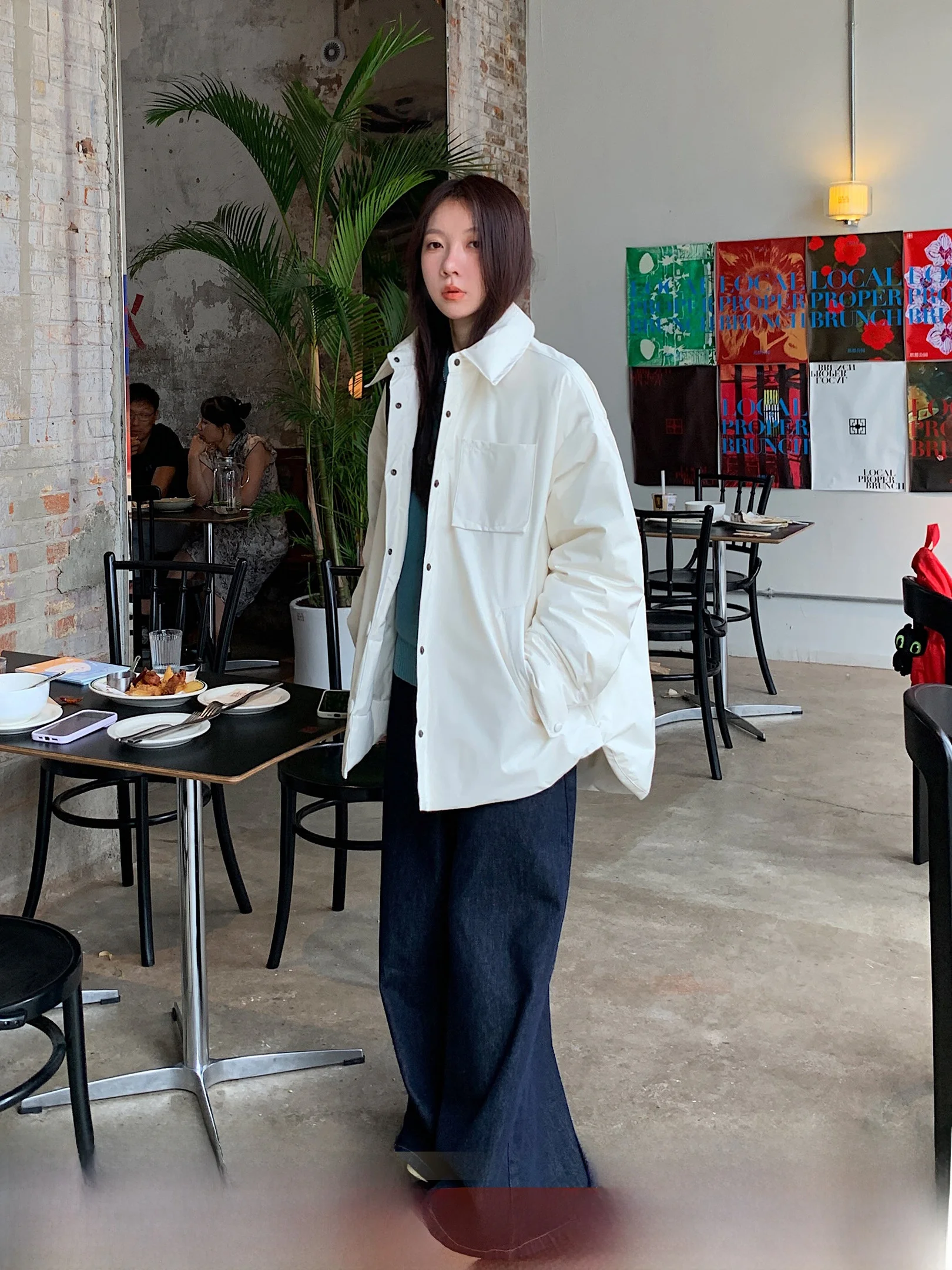 

Легкая теплая женская зимняя куртка-пуховик из 90% белого утиного пуха, свободного кроя, удобная для поездок, не объемная, в корейском стиле