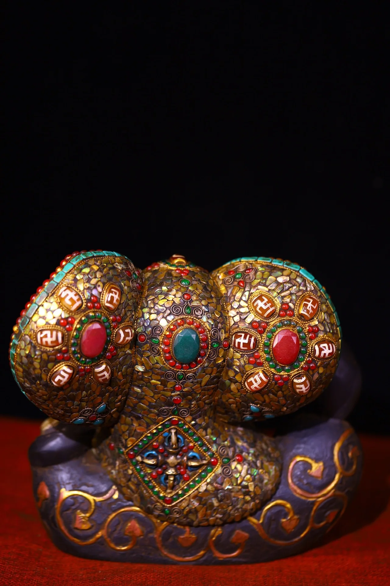 

Old China Collections Old Bronze Mosaic Gem gZi Beads Shell GANESH Buddha Elephant Trunk God of Wealth Worship Hall