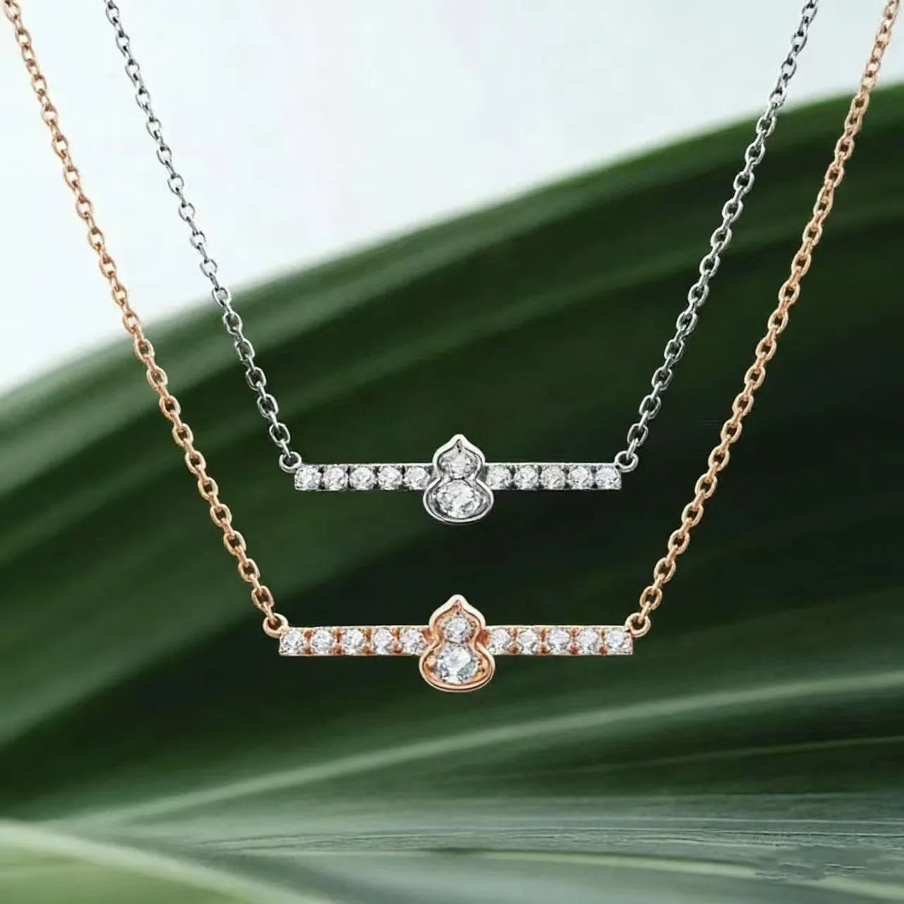 

2026 Classic Luxury Gourd Pendant Women's Necklace Exquisite Pure Silver Moissanite Shining Charming Festival Party Gifts