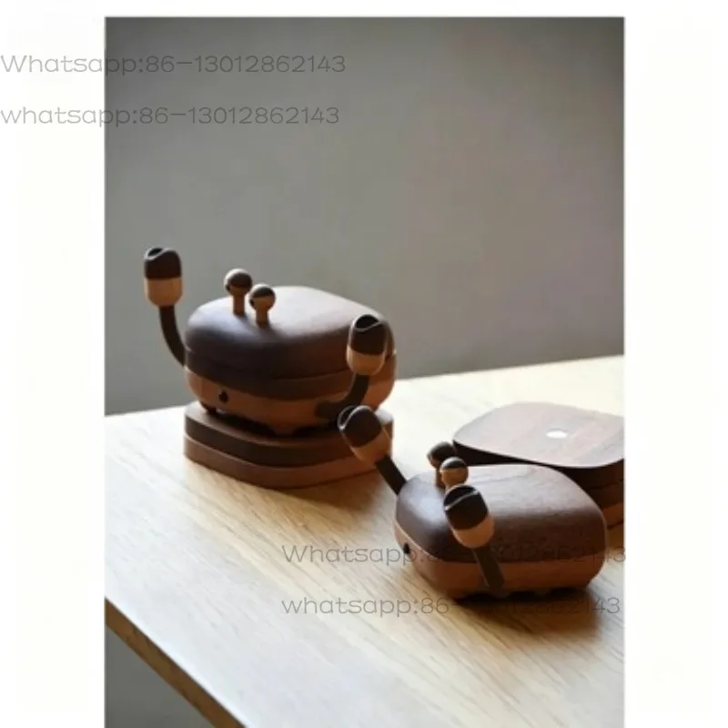 Crab creative coaster black walnut lacquered cute pet ornament solid wood cute kung fu tea saucer heat insulation pad