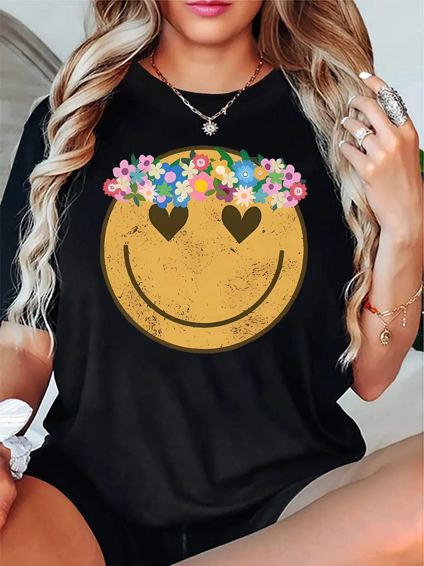 

Floral Smile Face Graphic Printing Summer Autumn Winter Cotton Men and Women T-shirt Short Sleeve Luxury Outdoor Sports Brand