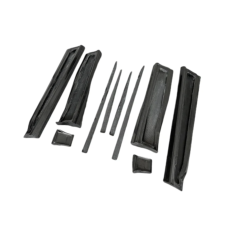 

ForTopc Style Dry Carbon Fiber Side Skirt For Lamborghini URUS S 2018-2025