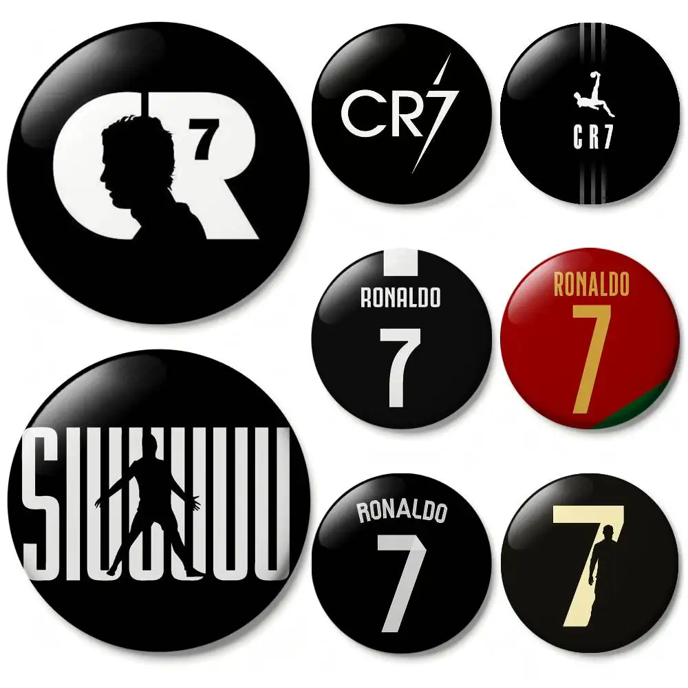 Football C-Cristiano R-Ronaldo 7 Laser Badge Creative Pins Brooch for Bag Clothes Hat Decor Gifts Fans Collect