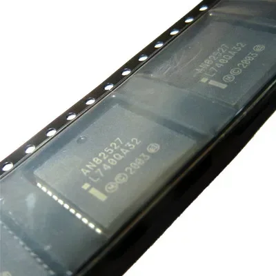 Free shipping AN82527 QX82527 TN82526 Serial Communications Controller CAN Protocol 5pcs 10pcs 20pcs