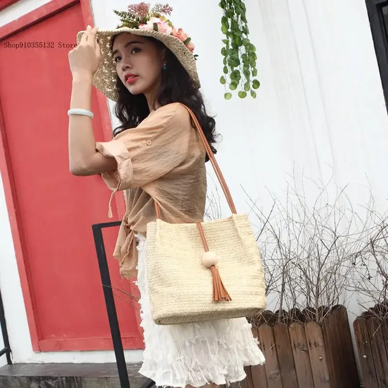Various Styles Summer Pure Color Woven Tassel Bucket Handheld Bag for Women