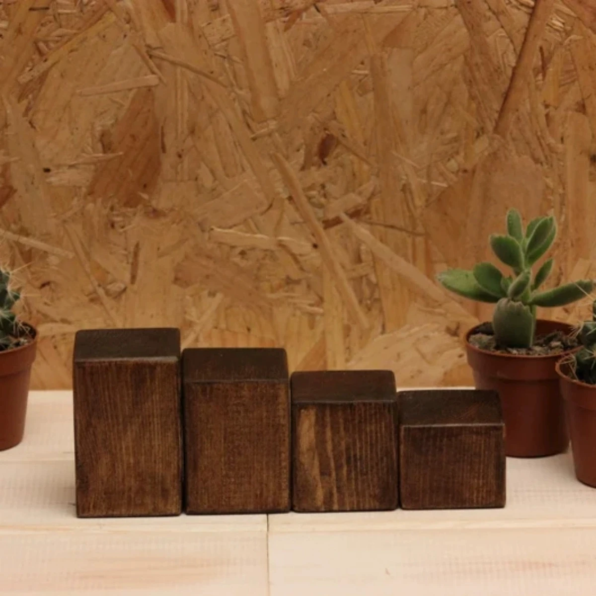 4pcs Creative Mini Cube Wooden Display Stand for Earrings and Rings