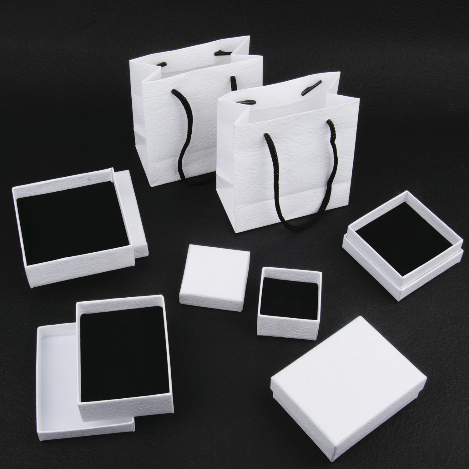 1PC Square Jewelry Organizer Box White Kraft Paper Display Gift Boxes Engagement Ring for Earring Necklace Bracelet Accessories