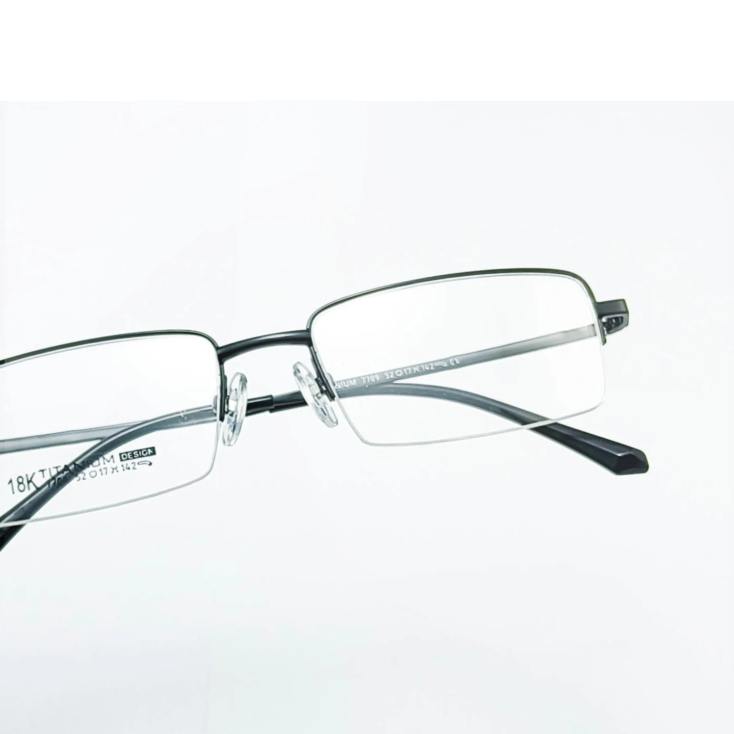 Men's 18K Non-Magnetic Titanium Half Frame Rectangular Business Glasses Frames for Myopia F7709