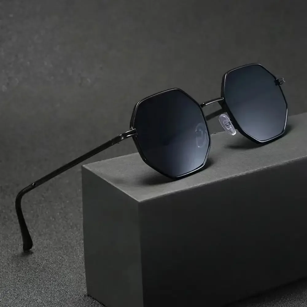Classic Metal Polygonal Sunglasses Fashion Retro Octagon Glasses Trendy Protection Eyewear